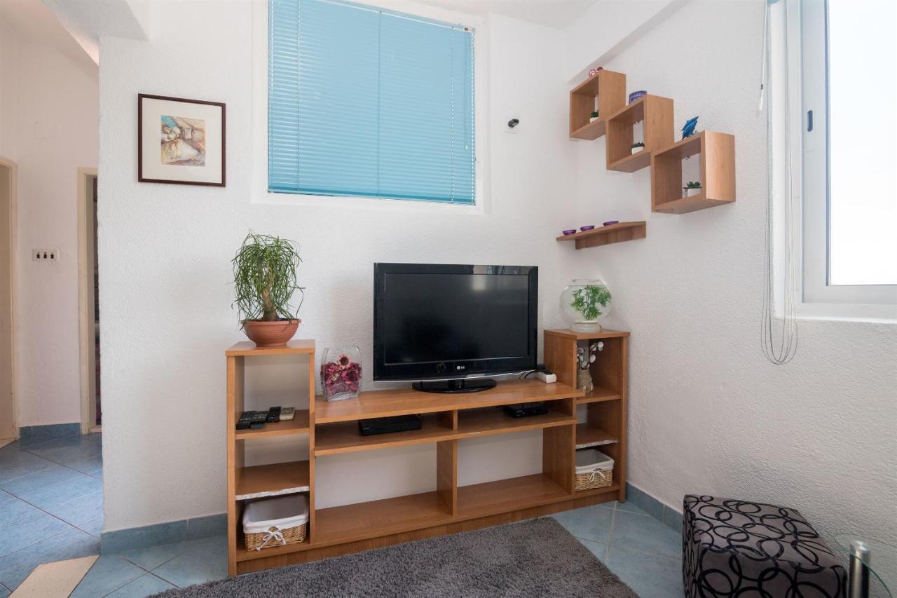 Apartments Tolj Igrane Eksteriør billede